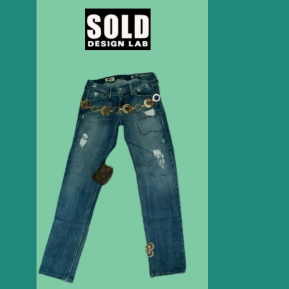 SOLD DESIGN LAB BRYANT PARK BEST FRIEND JEANS - Picture 1 of 5